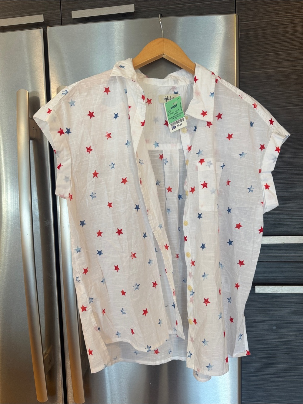 Lightweight White Star-Print Button-Down Shirt 100  % cotton